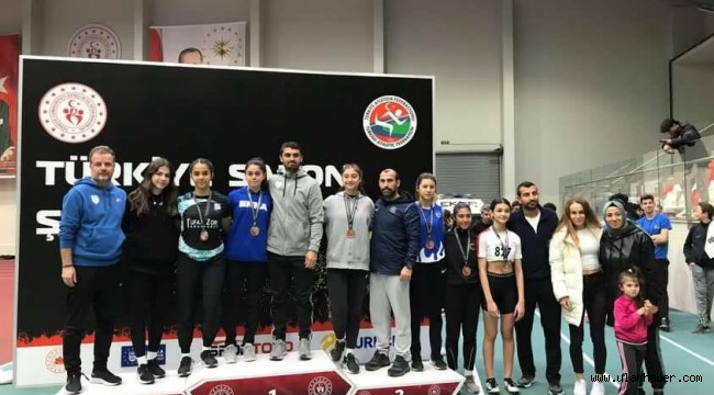 Genç sporcu Fatma Sivritaş Türkiye ikincisi oldu