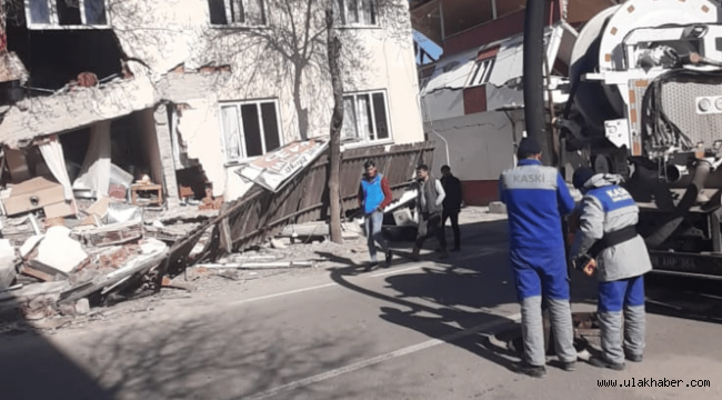 KASKİ, deprem bölgesinde altyapıyı yeniden faaliyete geçiriyor