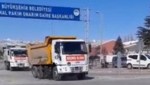 Kayseri Büyükşehir'den deprem bölgesine 7 araçlık iş makinesi ilave destek