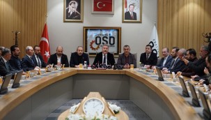 Kayseri'den deprem bölgesine 600 TIR gönderildi 