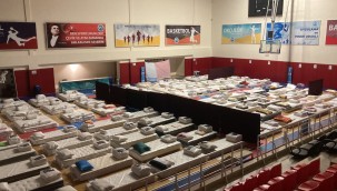 Kayseri Üniversitesi, spor salonu ve kongre merkezini depremzedelere açtı 