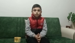 Kayserili minik öğrenci, AFAD'a kumbarasını bağışladı 