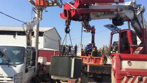 KCETAŞ, Kahramanmaraş'ta yıkılan enerji hatlarını onarıyor