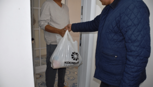 Kocasinan'da depremzede ailelerin tek tek kapıları çalınıyor