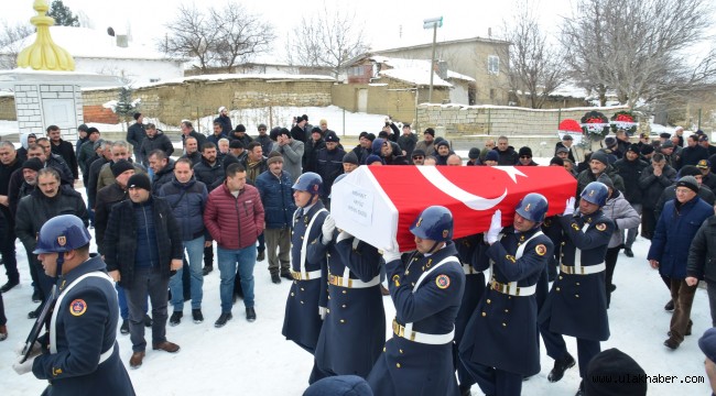 Muharip Gazi Mehmet Akyüz Kırşehir'deki köyünde toprağa verildi
