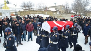 Muharip Gazi Mehmet Akyüz Kırşehir'deki köyünde toprağa verildi