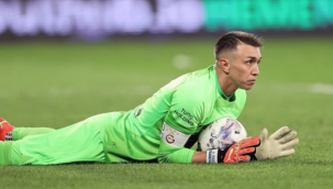 Muslera'dan kötü haber!