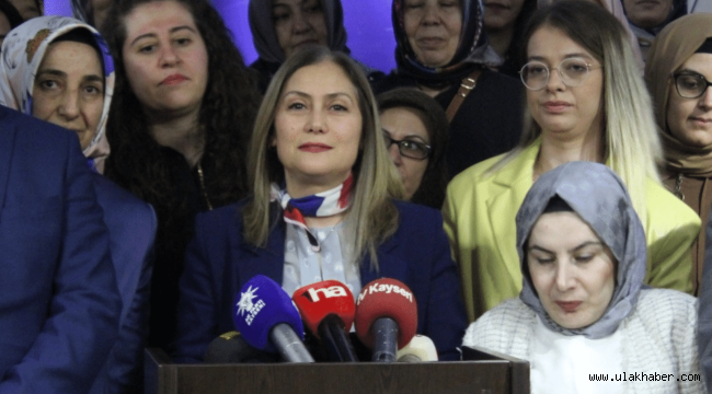 Emine Timuçin, AK Parti milletvekili aday adaylığı için başvuru yaptı