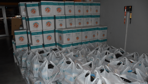 Hasene Vakfı'ndan depremzedelere gıda ve kıyafet desteği