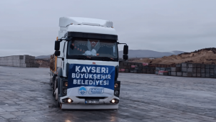 Kayseri Büyükşehir'den Malatya Darende Belediyesi'ne 3 bin metrekare kilitli parke desteği