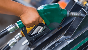 Motorine peş peşe gelen indirimin ardından bu kez zam bekleniyor!