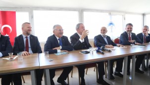 Bakan Akar ve Başkan Büyükkılıç'tan STK'lara 'Bayram' Ziyareti