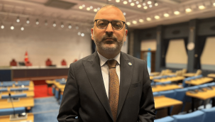 İYİ Partili Erhan Özhan: Sanayi yatırımlarının kırsalda yoğunlaşması gerekiyor