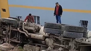 Kayseri'de bir evin bahçesine beton mikseri girdi