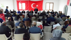 MHP'nin adayları Bünyan'da mahalleliyle buluştu