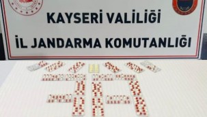 Adana'dan Kayseri'ye uyuşturucu getiren 3 şüpheliye gözaltı