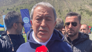 Bakan Akar: Deprem sırasında bile birliklerimize saldırı girişiminde bulundular