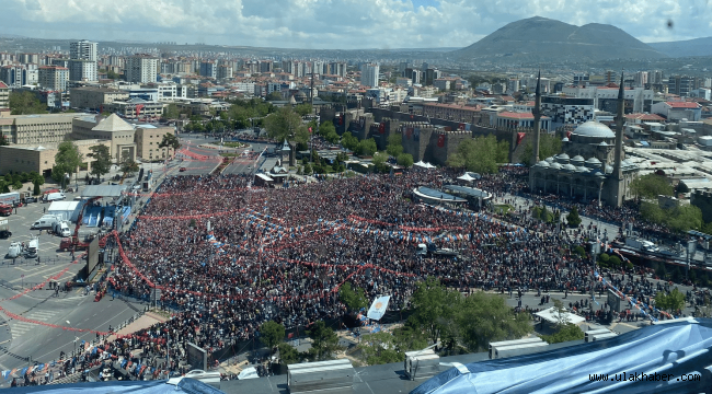 Cumhurbaşkanı Erdoğan'ın Kayseri mitingine rekor katılım