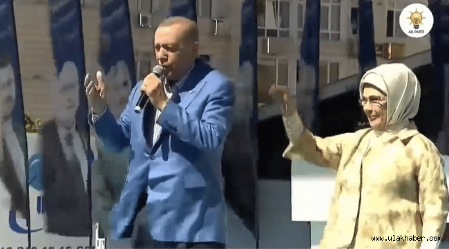 Cumhurbaşkanı Erdoğan, konuşma öncesi şarkı söyledi