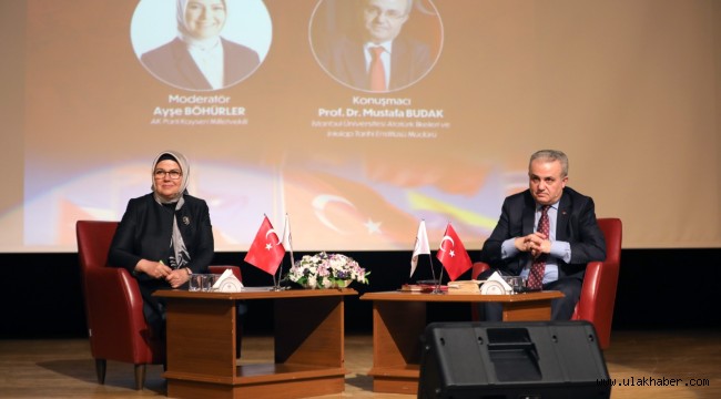ERÜ'de "Millî Mücadele'den Bugüne Dış Politika" Konferansı Düzenlendi