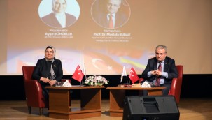 ERÜ'de "Millî Mücadele'den Bugüne Dış Politika" Konferansı Düzenlendi