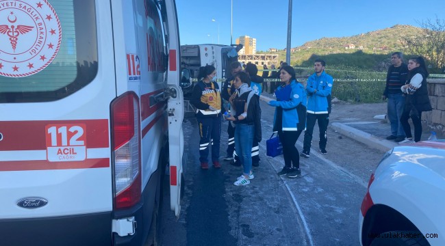 Kayseri'de işçi servisi devrildi: 1'i ağır 33 yaralı