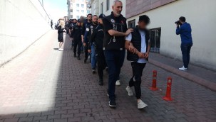 Narkotikten kökünü kurutma operasyonu: 31 gözaltı