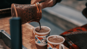 Bayram lezzetlerinden Türk kahvesi ve kuruyemişe ilgi yoğun