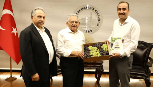 Başkan Büyükkılıç'a Üzüm Festivali daveti