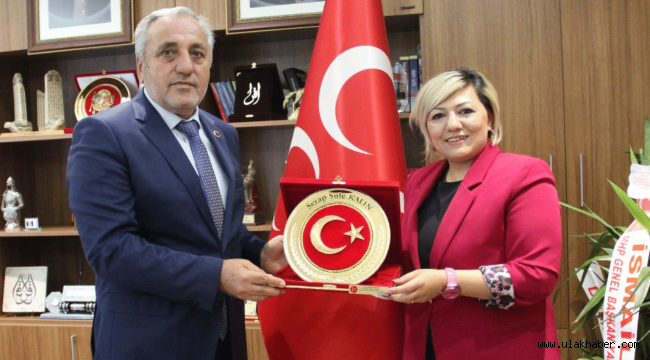 Başkan Demirezen'den Başkan Kalın'a teşekkür plaketi
