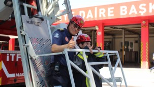 Minik Umut'un itfaiyeci olma hayali gerçekleşti