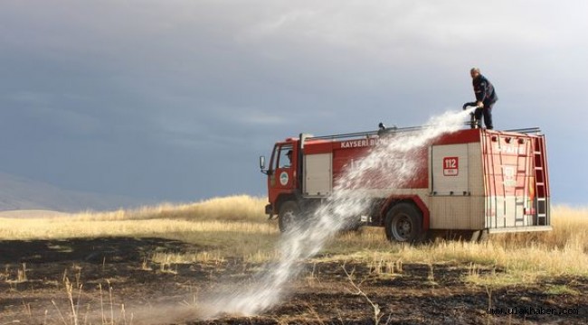 Akkışla'da arazi yangını söndürüldü