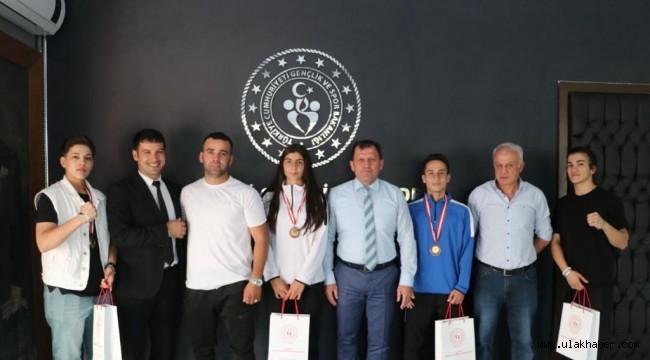 U22 Boks Şampiyonası'na giden Kayserili sporcular 4 sporcu madalyayla döndü