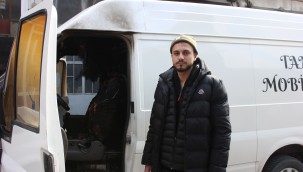 Aracı yanan esnaf: "5 işçi bu arabanın sayesinde ekmek yiyor, zararımız karşılansın"