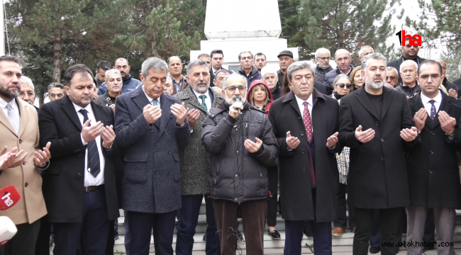 İYİ Parti'den Kartal Şehitliğine ziyaret