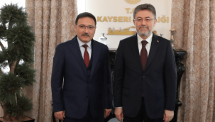 Tarım ve Orman Bakanı Yumaklı, Vali Çiçek ile bir araya geldi 