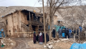 2 katlı evde çıkan yangında 1 kişi yaşamını yitirdi