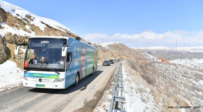 AKKIŞLA'DA BÜYÜK KONVOYLA KARŞILANAN BÜYÜKKILIÇ, MAHALLE MAHALLE İLÇE SAKİNLERİYLE BULUŞTU