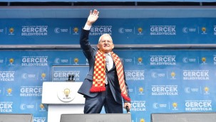 BAŞKAN BÜYÜKKILIÇ'TAN BÜYÜK KAYSERİ MİTİNGİ'NDE "GÜÇ VE DAYANIŞMA" VURGUSU