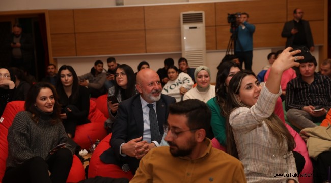 BAŞKAN ÇOLAKBAYRAKDAR, "GENÇLERİMİZ, DÜNYA'DA SES GETİRECEK ÇALIŞMALARA İMZA ATACAK!"