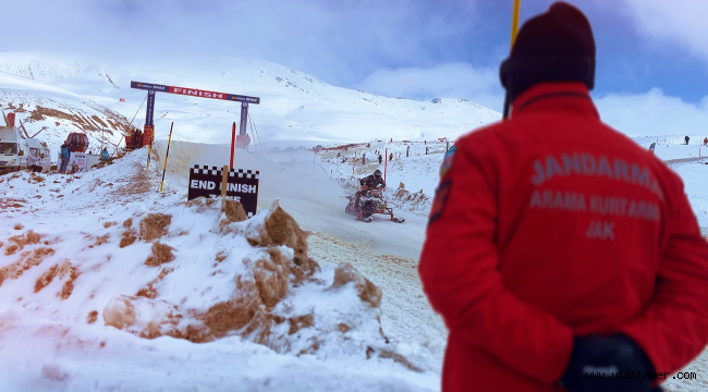 Dünya Kar Motosikleti Şampiyonası ve Erciyes Kış Festivali emniyet tedbirleri ile sorunsuz şekilde sonlandı