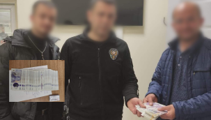 Kaybolan 81 bin lira değerindeki İngiliz Poundu bulunarak sahibine teslim edildi 